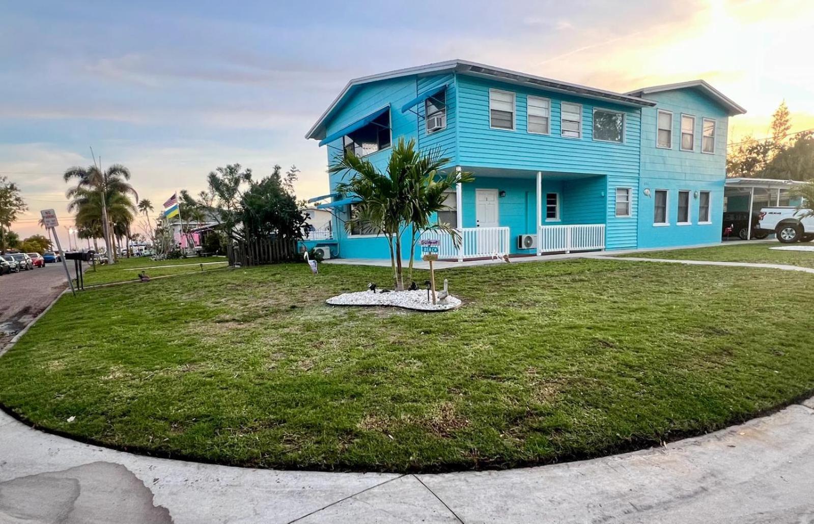 Lovely Vacation Home 1 Block From Beach & Downtown Gulfport São Petersburgo Exterior foto