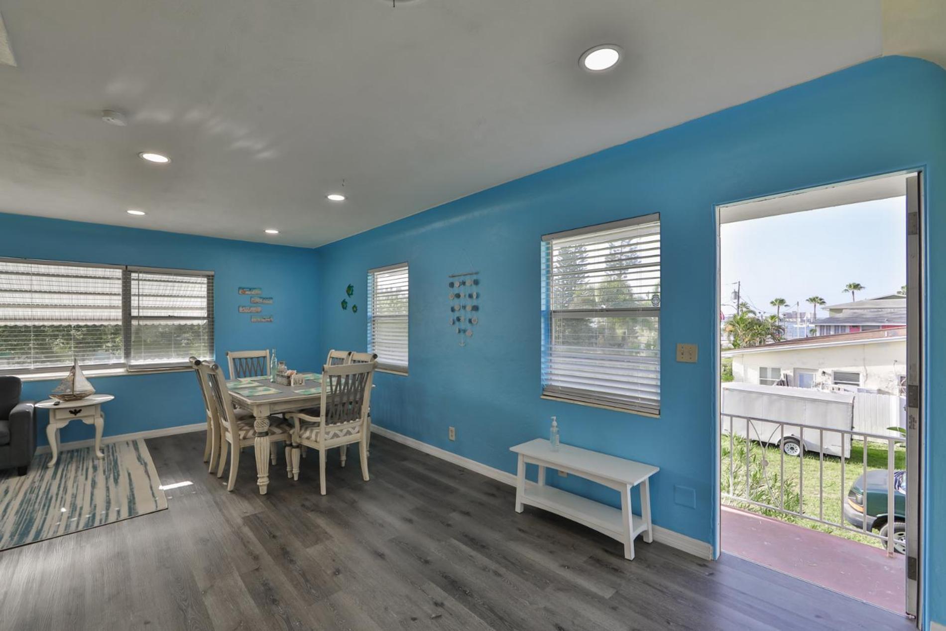 Lovely Vacation Home 1 Block From Beach & Downtown Gulfport São Petersburgo Exterior foto