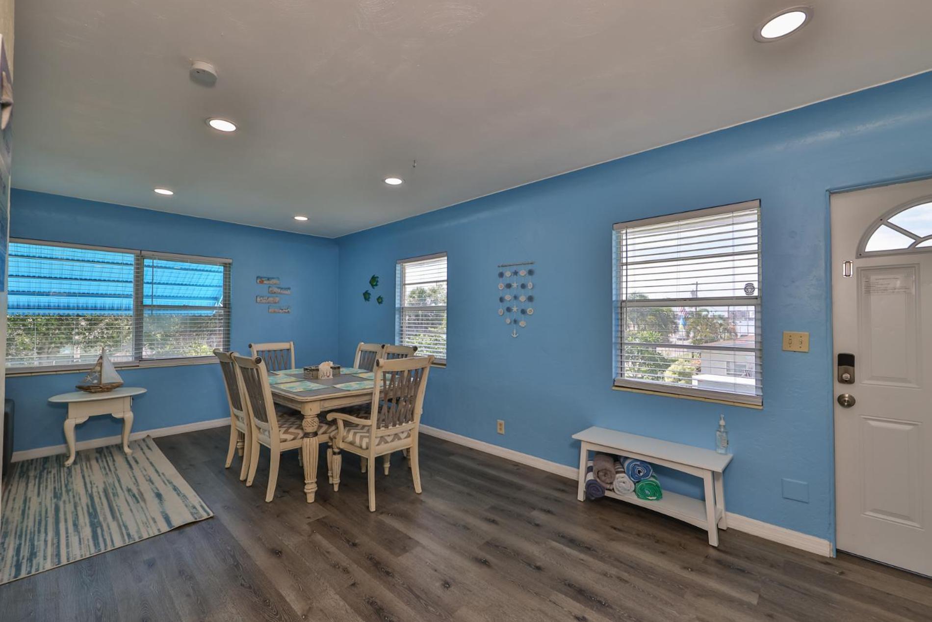 Lovely Vacation Home 1 Block From Beach & Downtown Gulfport São Petersburgo Exterior foto